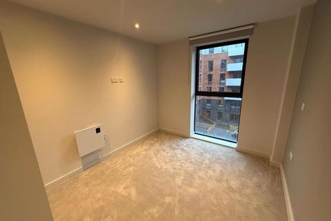 2 bedroom apartment to rent, Merchants Wharf, Commerce Way, Salford