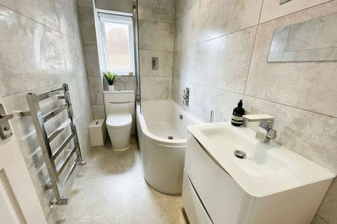 37 Whiteoak View, Bolton, BL3 1ST