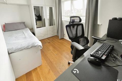 37 Whiteoak View, Bolton, BL3 1ST