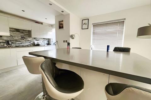 4 bedroom house for sale