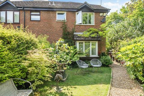 1 bedroom semi-detached house to rent, Victoria Mews, Parkside Road