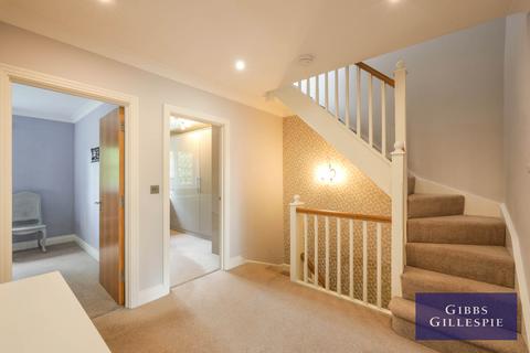 5 bedroom semi-detached house to rent, Grassingham End, Chalfont St Peter