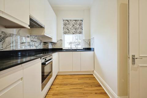 2 bedroom apartment to rent, North End Road, W14