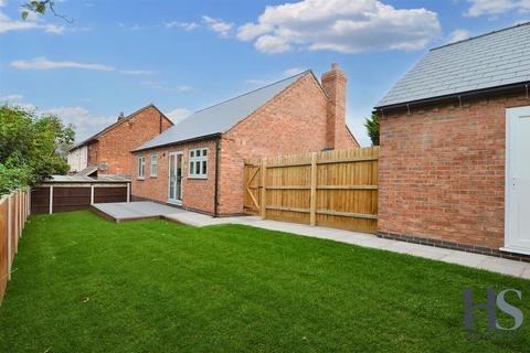 2 bedroom detached bungalow for sale, Allscott, Telford