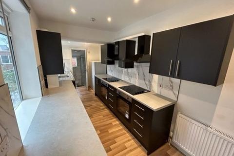 1 bedroom in a house share to rent, Littleworth, Mansfield