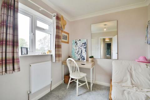 38 Broadleaze, Down Ampney, Cirencester, GL7 5QX