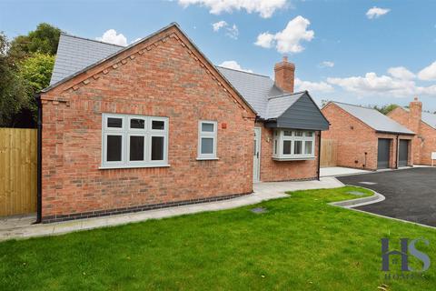 2 bedroom detached bungalow for sale, Allscott, Telford