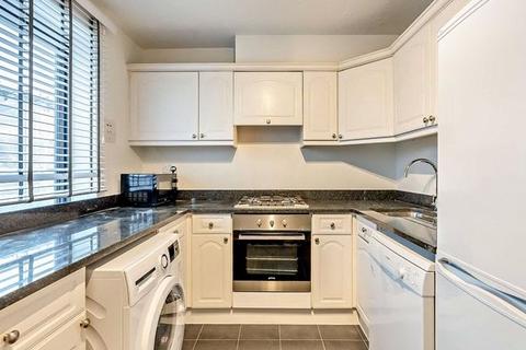 2 bedroom apartment to rent, Fulham Road, CHELSEA, London, UK, SW3