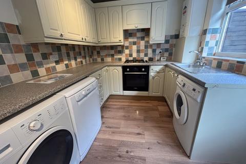 3 bedroom townhouse for sale, Rossendale Close, Oldham OL2