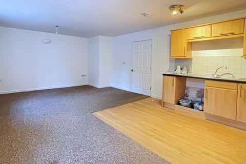 2 bedroom apartment for sale, St Catherine Street, Gloucester,