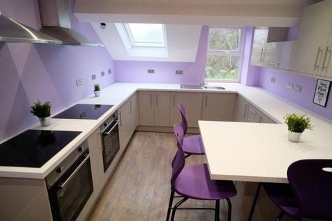 15 bedroom house share to rent, Mistoria Villa, Castle Street