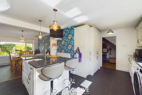 4 bedroom detached house for sale, Pen Y Coed, Mold CH7