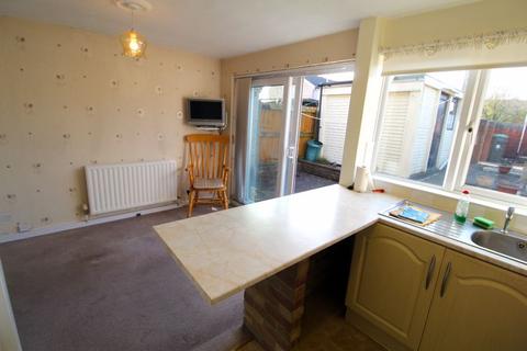 3 bedroom end of terrace house for sale, Farley Close, Little Stoke