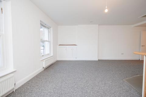 2 bedroom flat to rent, Old Christchurch Road, Bournemouth,