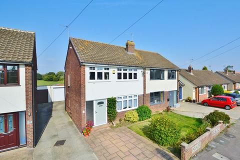 41 Cotmore Gardens, Thame, OX9 3NA
