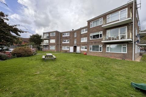 2 bedroom flat for sale, Twynham Road, Bournemouth