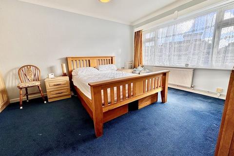 2 bedroom flat for sale, Twynham Road, Bournemouth