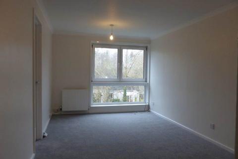 2 bedroom flat to rent, Hayfield, East Craigs, Edinburgh