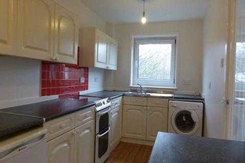 2 bedroom flat to rent, Hayfield, East Craigs, Edinburgh