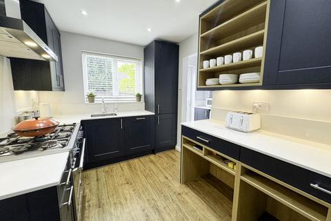 7 Belvoir Close, Rushden, NN10 0NL
