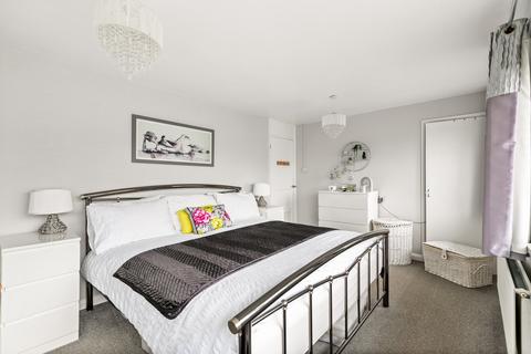 91 Eastfields, Folkestone, CT19 5RT