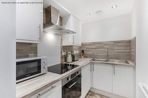 4 bedroom flat to rent, Grove Street, Edinburgh, EH3