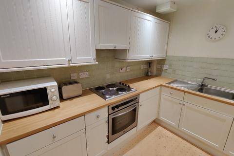 undefined, Albert Place, Edinburgh, EH7