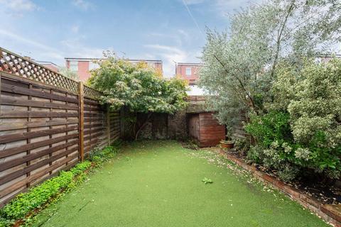 4 bedroom end of terrace house for sale, Bexhill Road, Mortlake, London, SW14