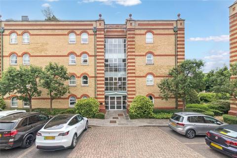 2 bedroom apartment to rent, Keble Place, London SW13