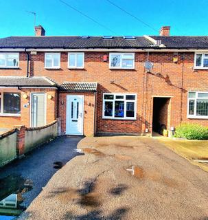 undefined, Romford RM3