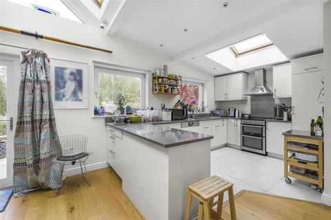 4 bedroom semi-detached house for sale, Leys Avenue, Cambridge CB4