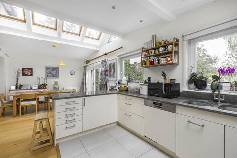 4 bedroom semi-detached house for sale, Leys Avenue, Cambridge CB4