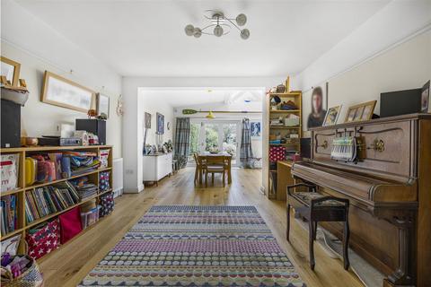 52 Leys Avenue, Cambridge, CB4 2AW