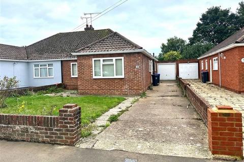 3 bedroom semi-detached bungalow for sale, Melrose Close, Worthing, West Sussex, BN13 1NY