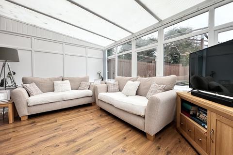 8 The Crescent, Aberdare, CF44 8TN