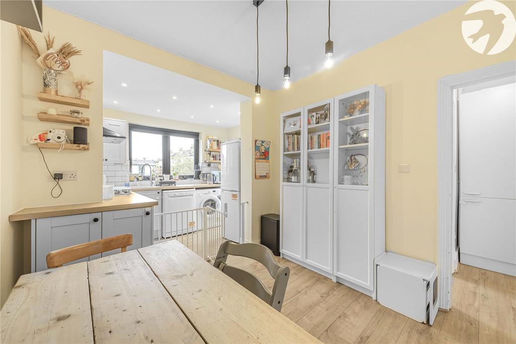 Kitchen Dining Area