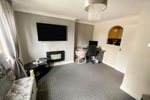 2 bedroom flat to rent, 212b Moor Street, Brierley Hill