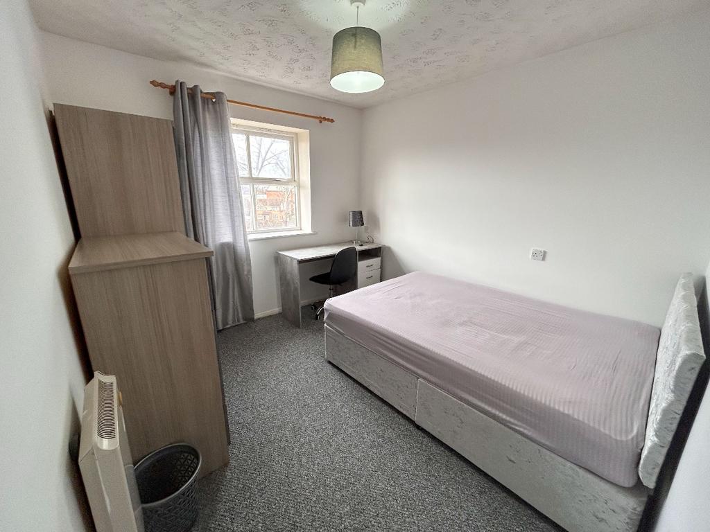2nd Bedroom