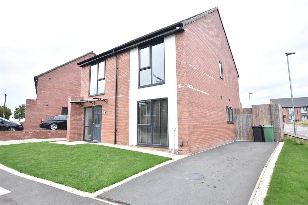 Rathmell Road, Leeds, West Yorkshire 4 bed detached house for sale £