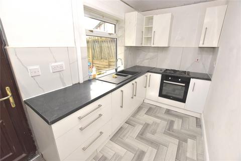 3 bedroom semi-detached house for sale, Neville Parade, Leeds, West Yorkshire