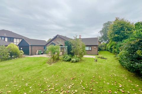 4 bedroom bungalow for sale, Kirklees Street, Bury BL8