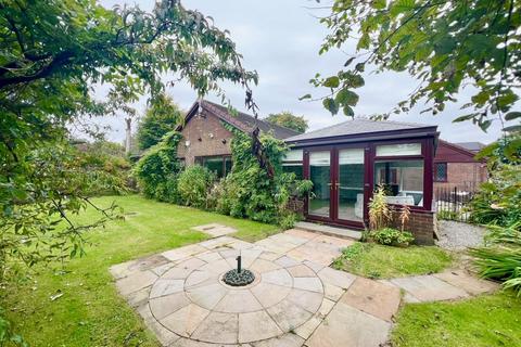 4 bedroom bungalow for sale, Kirklees Street, Bury BL8