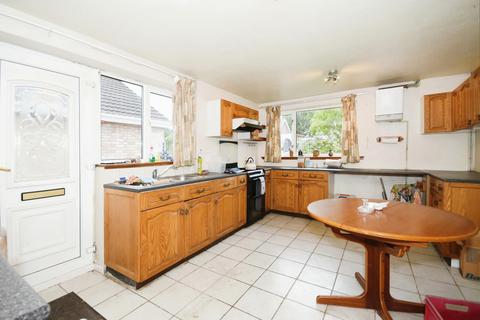 4 Ashover Road, Inkersall, Chesterfield, S43 3EG