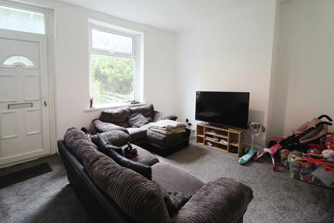 2 bedroom house to rent, Railway Street, Colne BB8