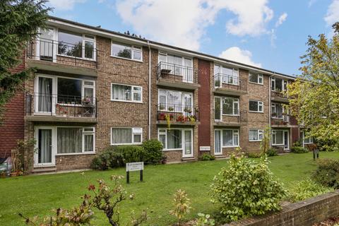 2 bedroom apartment for sale, Terrapins, Surbiton KT6