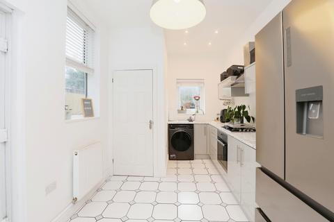 24 Lidgett Lane, Dinnington, Sheffield, S25 2QD