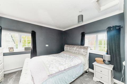 14 Station Road, Great Coates, Grimsby, DN37 9NN
