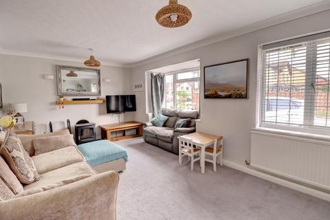 3 Clayfields, Penn, High Wycombe, HP10 8AT