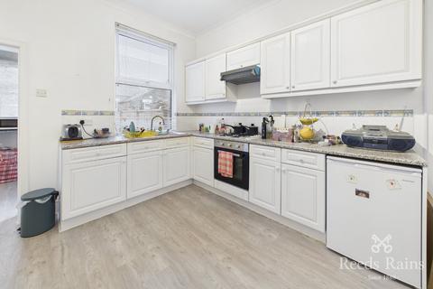 undefined, Tapton Bank, South Yorkshire S10