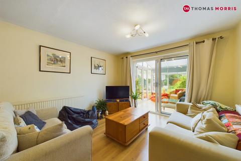 4 bedroom semi-detached house to rent, Huddleston Way, Cambridge CB22